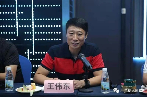 ZOBO董事長張新峰作為聲光視訊行業(yè)聯(lián)盟代表赴豫芒溫暖災(zāi)區(qū)，傳遞愛心
