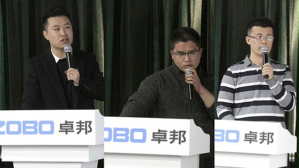 技術(shù)部經(jīng)理大劉偉、小劉偉、推廣部經(jīng)理張曉峰